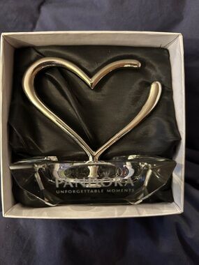 Pandora Clear Crystal jewelry Dish with silver Heart Handle